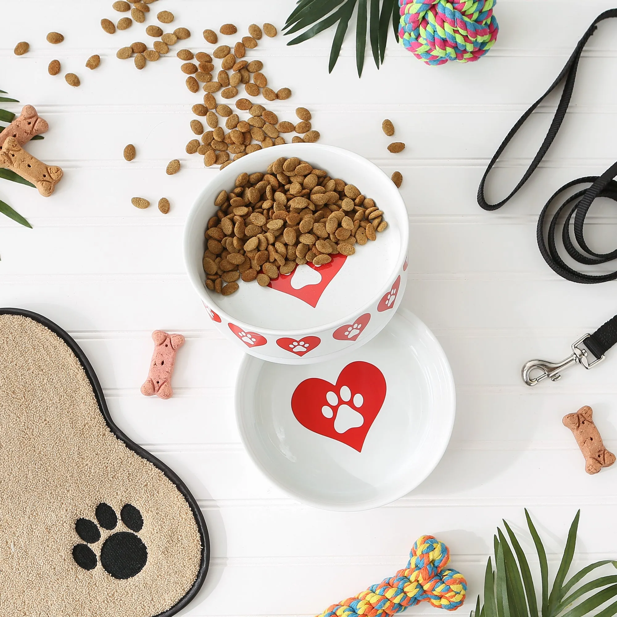 Heart Paw Pet Bowl Set/2, Large 3.75 C. Capacity