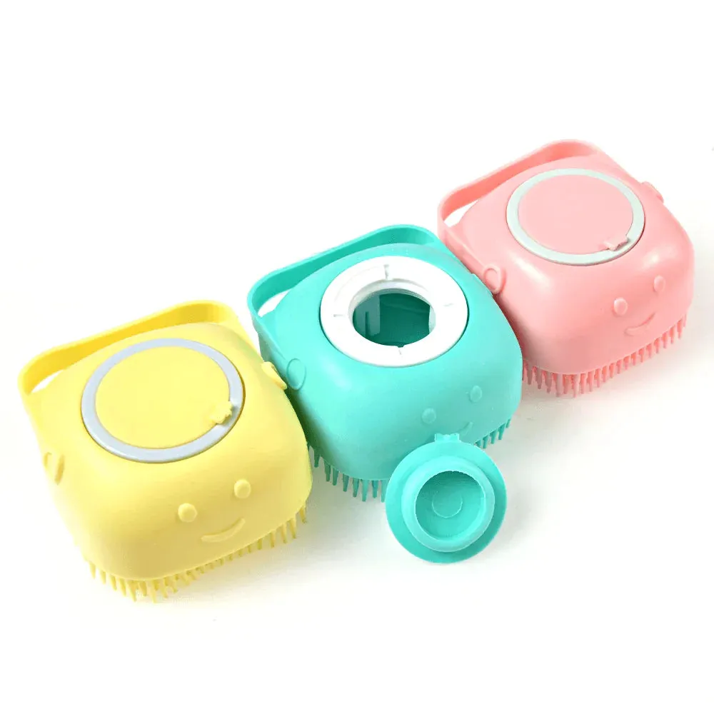 Pet Shampoo Brush