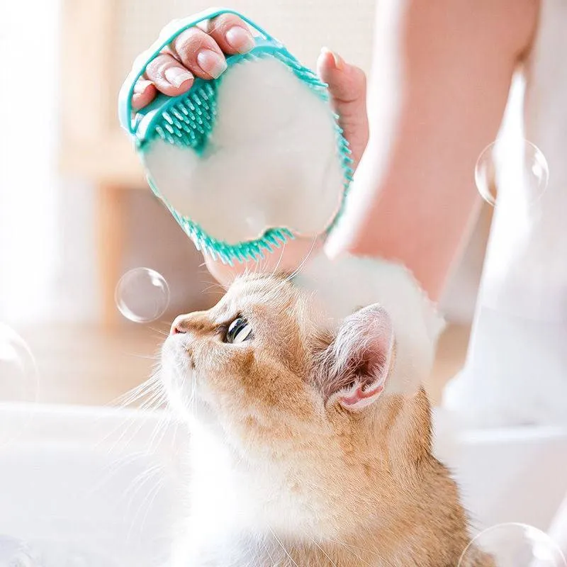 Pet Shampoo Brush